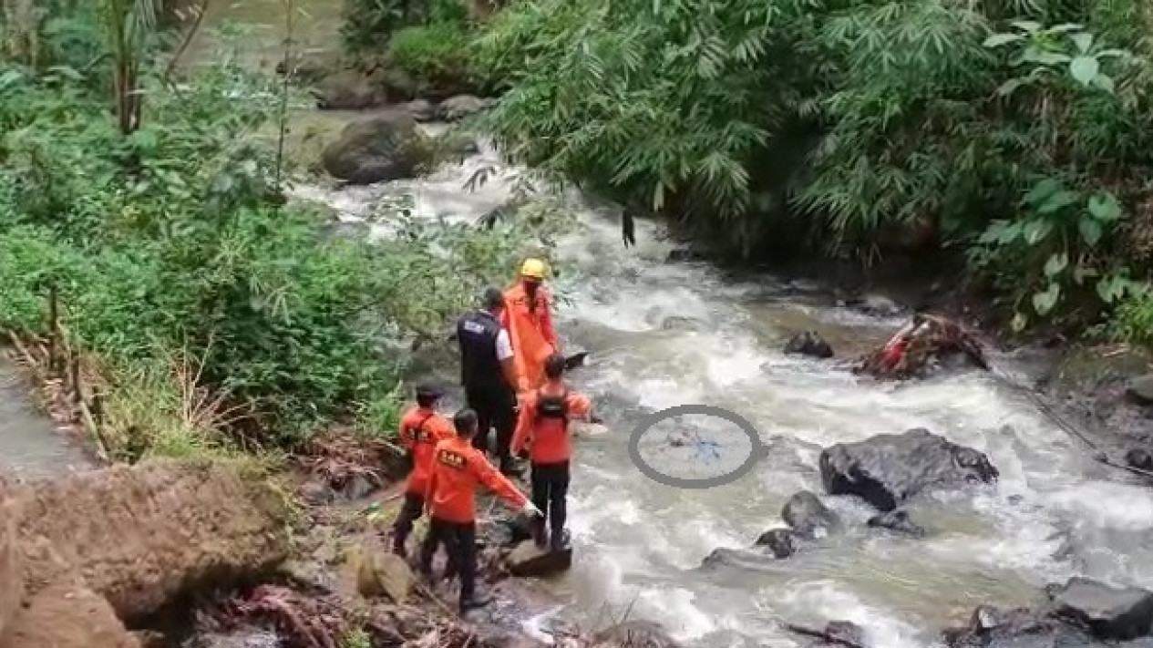 Mayat Perempuan Tanpa Identitas Ditemukan Di Sungai Kaliwiro Wonosobo