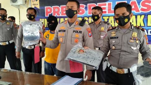 Polisi Tangkap Pelaku Tabrak Lari Di Jalan Tol, Yang Tewaskan Sopir Dan ...