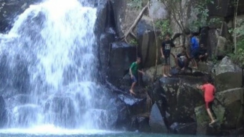 Air Terjun Kojat Aimitat, Pesona Wisata Di Sikka Yang Belum Terjamah