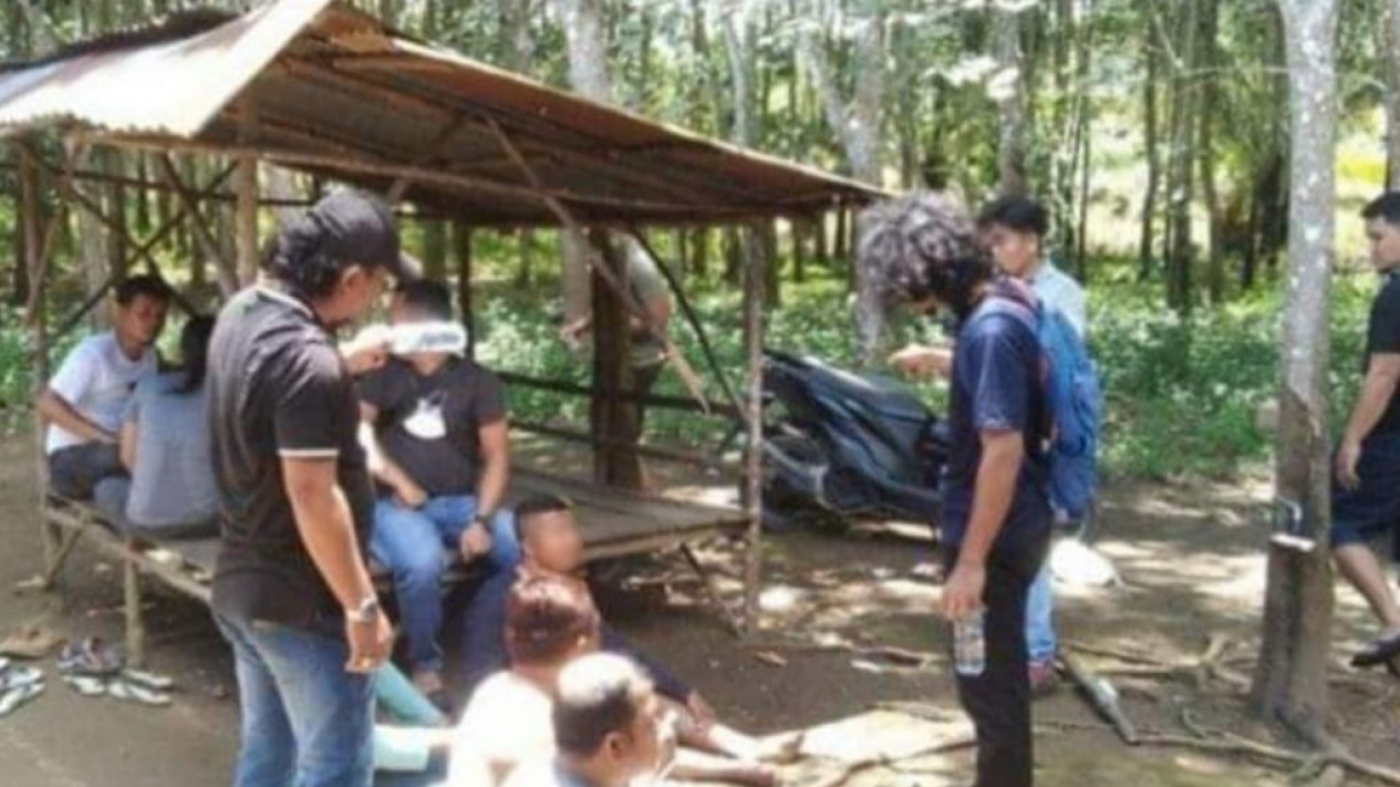 4 Tersangka Pengeroyok Wartawan Berhasil Ditangkap Polisi di Paluta
            - galeri foto