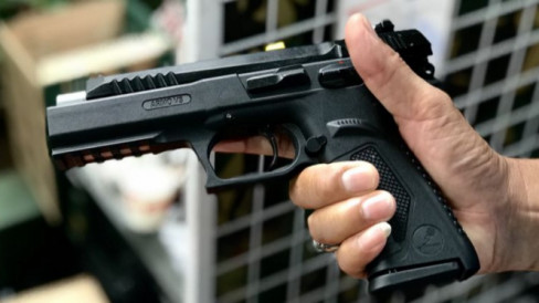 Pt Pindad Perkenalkan Pistol Baru Armo V Ipsc