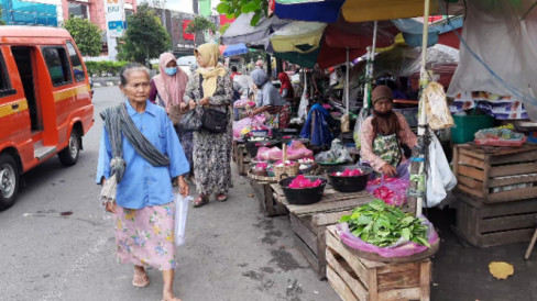 Jelang Ramadhan Omzet Pedagang Bunga Tabur Di Boyolali Naik Dua Kali Lipat