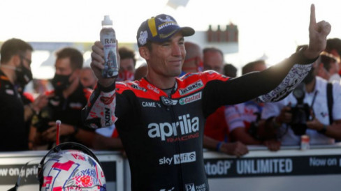 Aleix Espargaro Raih Pole Position di MotoGP Argentina