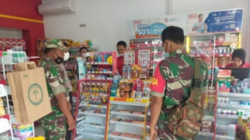 Pencuri Pakai "senjata Api" Beraksi Di Minimarket Bekasi