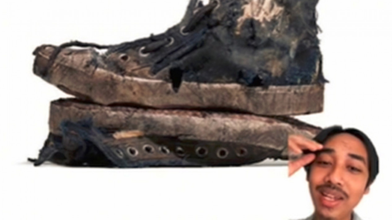 Sepatu Rusak Balenciaga: Ini Sosok Pencipta Dan Kisah Di Baliknya ...