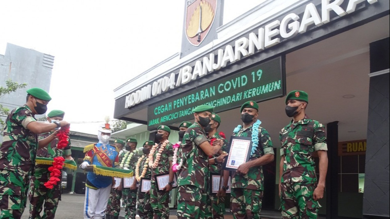 Optimalkan Pembangunan Papua, Kodim 0704 Banjarnegara Lepas Anggota Bintara Otonomi Khusus
            - galeri foto