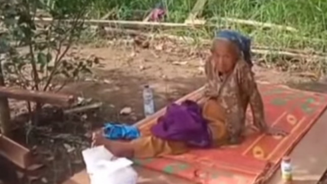 Miris, Anak Jual Rumah, Seorang Nenek Ditelantarkan di Bengkulu