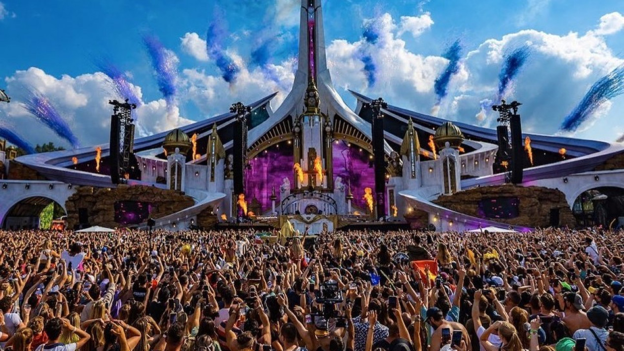 Woow! Weird Genius akan Tampil di Festival EDM Terbesar, Tomorrowland 2022  di Belgia