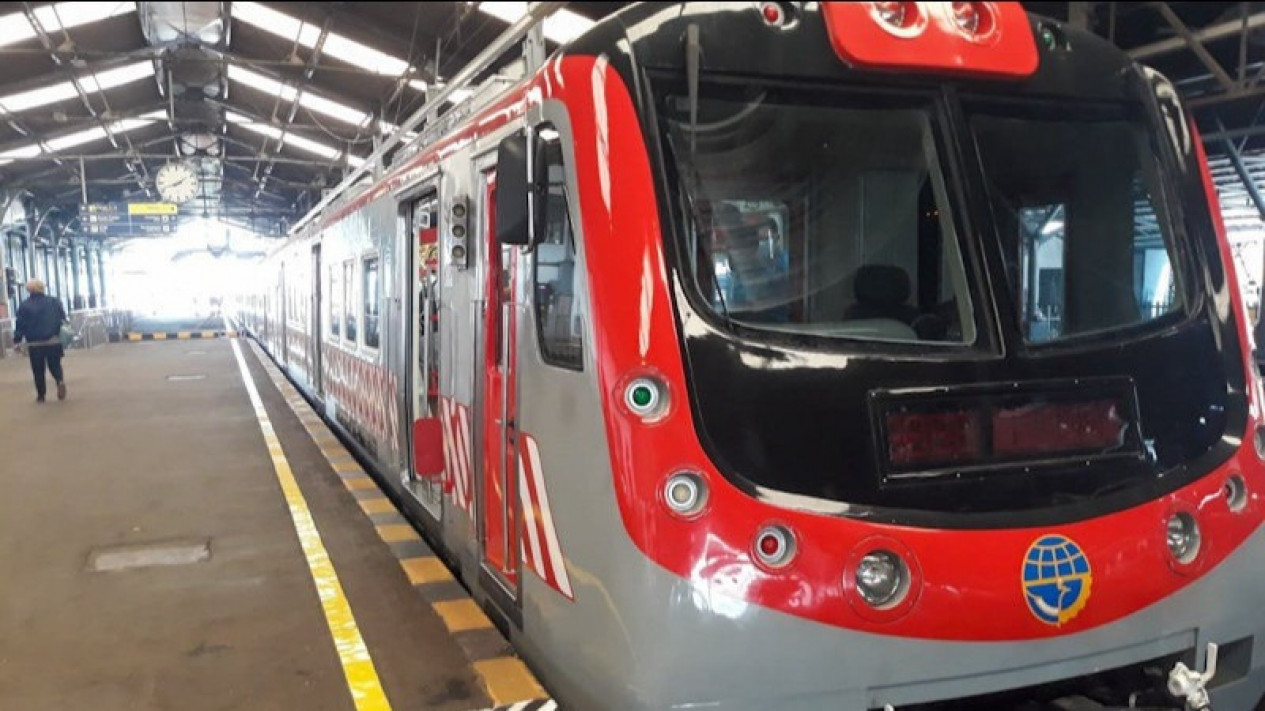 Jadwal Lengkap KRL Relasi Solo-Jogja, Selasa 26 Juli 2022, Kereta Terakhir dari Stasiun Solo Balapan Pukul 18.05 WIB
            - galeri foto