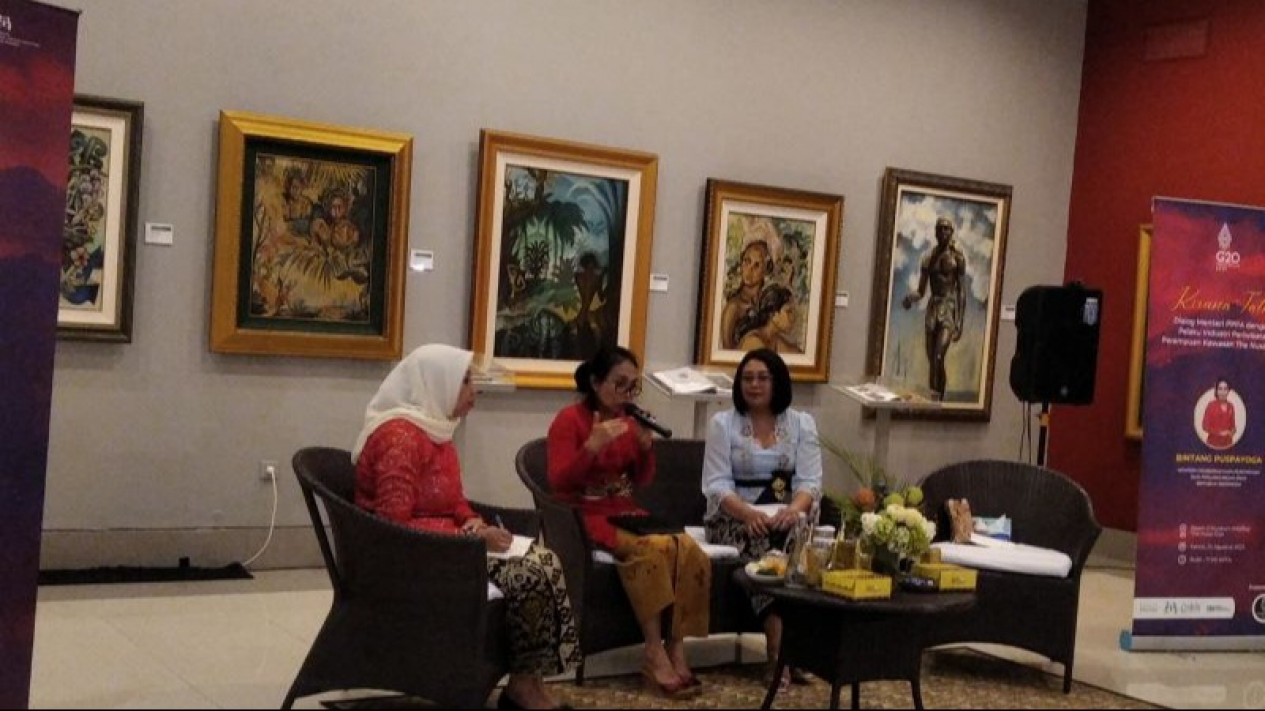 Menteri PPPA Menghimbau Perempuan Saling Mendukung Agar Berdaya
            - galeri foto