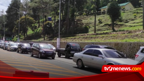 Situasi Terkini Jalur Puncak Bogor Polres Cianjur Berlakukan Sistem Satu Arah Menjelang Petang