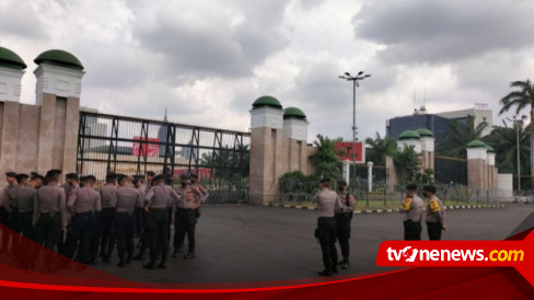 Demo Tolak BBM, 3.000 Personel Gabungan Bersiaga di Depan Gedung DPR ...