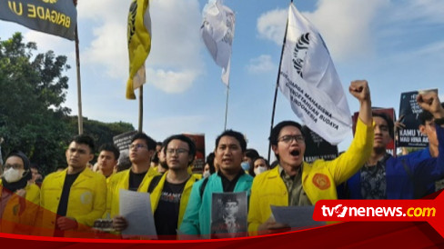 Demo Tolak Harga Bbm Naik Ribuan Mahasiswa Dan Buruh Geruduk Istana