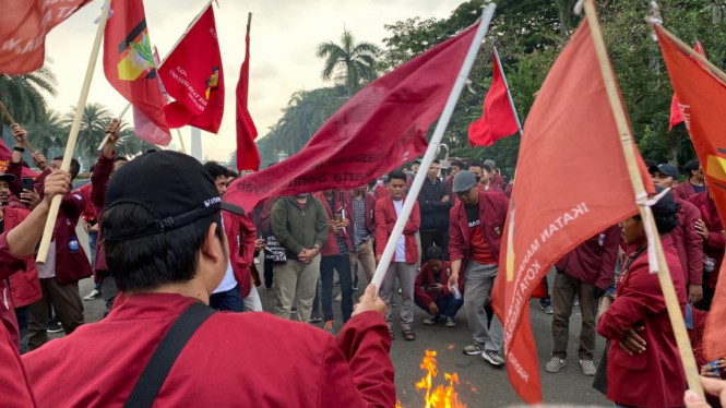 Mahasiswa Demo Lagi Sore Ini, Hindari Kemacetan Lalu Lintas Di Kawasan ...