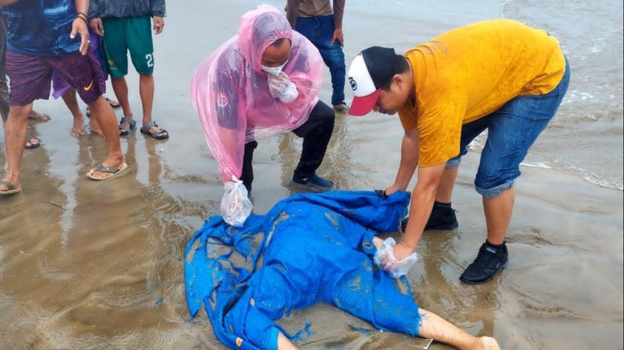 Warga Temukan Mayat Wanita Tanpa Busana Terapung Di Pinggir Pantai Karet Kalianda Lampung 8592