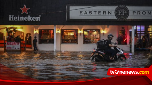 Terendam Banjir, 361 Warga Jakarta Mengungsi Di Tiga Lokasi