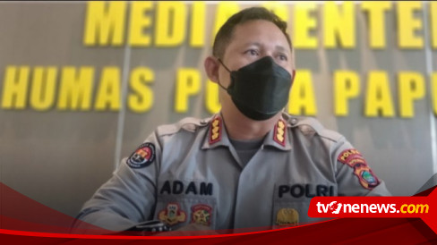 Dua Oknum Anggota Polda Papua Barat Yang Jilat Kue HUT TNI Ke-77 Resmi ...