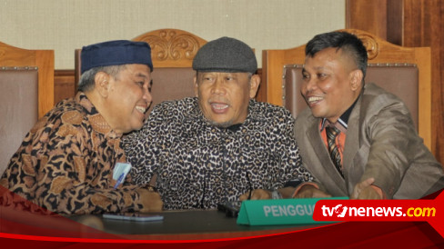 Tepis Klarifikasi UGM dan SMA 6 Soal Keaslian Ijazah Jokowi, Pengacara Bambang Tri: Tidak Bernilai