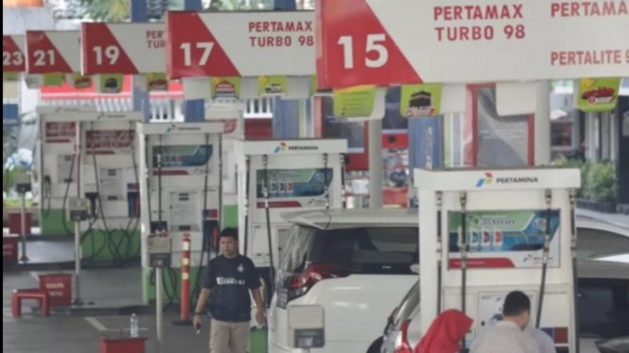 Per Hari Ini Pertamina Dan Shell Turunkan Harga BBM, Berikut Daftar ...