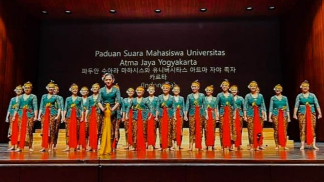 PSM Universitas Atma Jaya Yogyakarta Borong Penghargaan Internasional di Korea Selatan
            - galeri foto