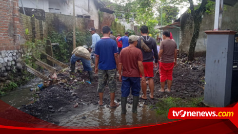 Diterjang Banjir Bandang, Puluhan Rumah Di Banyuwangi Rusak, Enam Hanyut