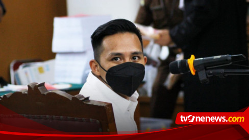 Ahli Hukum Pidana Menilai Konsistensi Bharada E Akan Diuji di Persidangan saat Bertemu Ricky Rizal