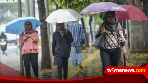 BMKG Memprakirakan Cuaca Sebagian Wilayah di Indonesia akan Diguyur Hujan Lebat