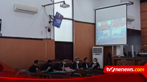 Saksi Ketua RT Kompleks Duren Tiga Absen Di Sidang Obstruction Of ...