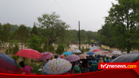 Terseret Banjir, 2 Pelajar Berhasil Diselamatkan