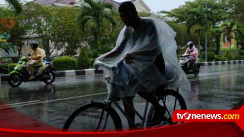 Hujan Disertai Petir, Ini Prakiraan BMKG Untuk Cuaca Sejumlah Kota Dan ...