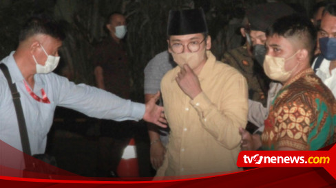 Diam Seribu Bahasa, Bupati Bangkalan Datang ke KPK Bersama Kelima Pejabat Tersangka Suap Jual Beli Jabatan