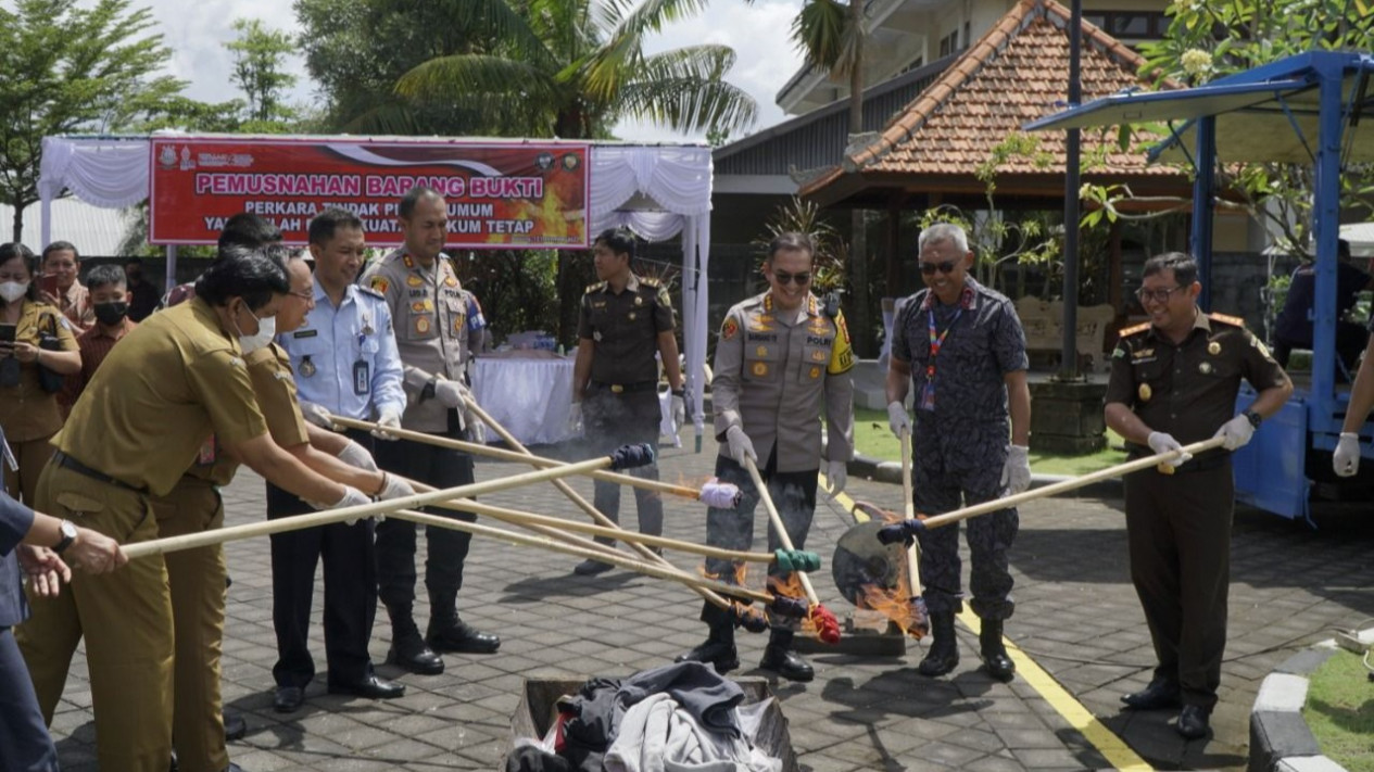 Kejari Badung Musnahkan Barang Bukti Narkotika Senilai Lebih Dari 4 ...