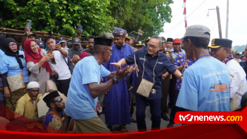 Hadiri Festival Budaya Teluk Berau di Fakfak, Mendag Zulhas: Gerakkan Perdagangan dan Ekonomi Daerah