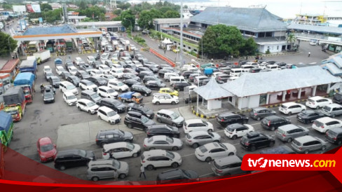 Selama Libur Nataru, 293.277 Orang Masuk Bali Dari Pelabuhan Ketapang