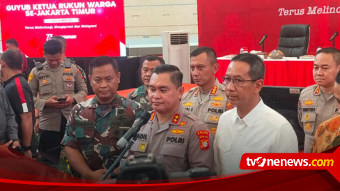 Gelar Kegiatan Guyub Ketua RW, Kapolda Metro Jaya Tampung Aspirasi Kamtibmas Sambil Ngobrol Santai