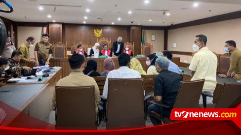 25 Orang Tua Menggugat, Sidang Perdana Class Action Kasus Gagal Ginjal ...