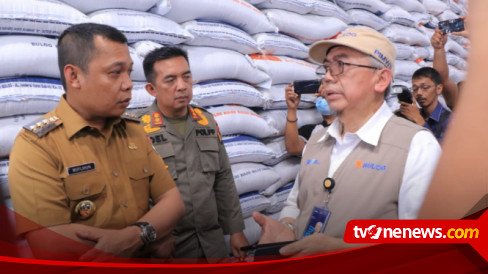 Sidak Gudang Bulog Pj Wali Kota Pekanbaru Nyatakan Stok Sembako Aman