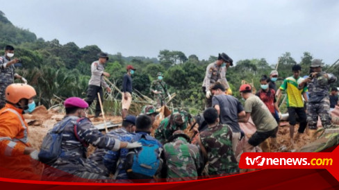 Pencarian Korban Longsor Di Natuna Resmi Dihentikan, Tim SAR Gabungan ...