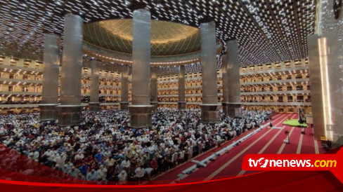 Tarawih Pertama di Bulan Ramadhan 1444 H, Antusiasme Masyarakat ke Masjid Istiqlal Membludak