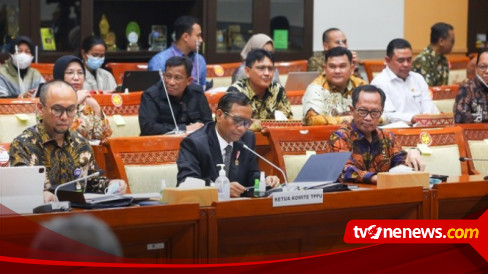 Perang Dalil Mahfud MD Dan Arsul Sani Dalam Rapat Transaksi Janggal ...