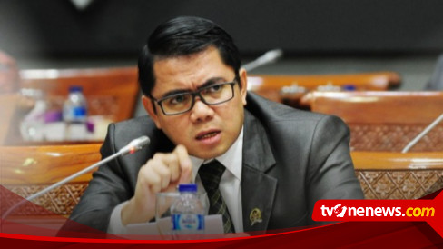 Di Depan Mahfud MD, Arteria Dahlan Siap Mundur Dari DPR: Saya Tidak ...