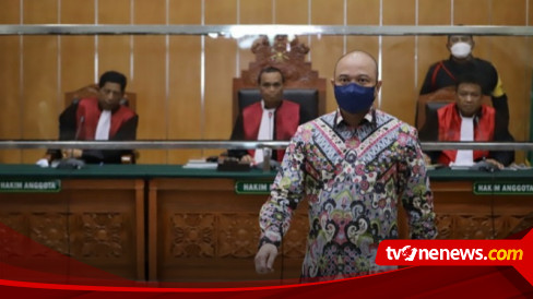 Teddy Minahasa Dituntut Hukuman Mati, Hotman Paris Optimis: Batal Demi Hukum!