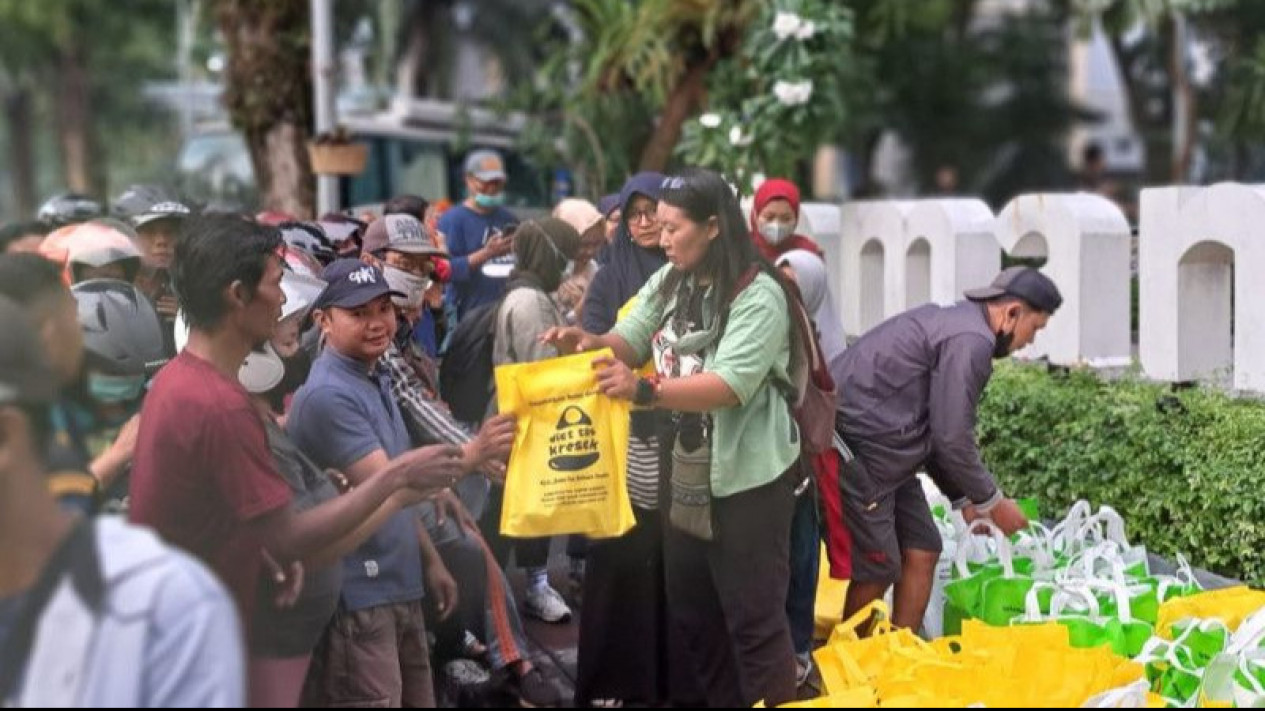 Sampah Sisa Makanan Meningkat saat Ramadhan, Ini Langkah Komunitas Nol Sampah Surabaya
            - galeri foto