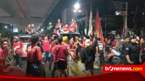 Pastikan PSM Juara Liga 1, The Maczman Konvoi Keliling Kota Makassar ...