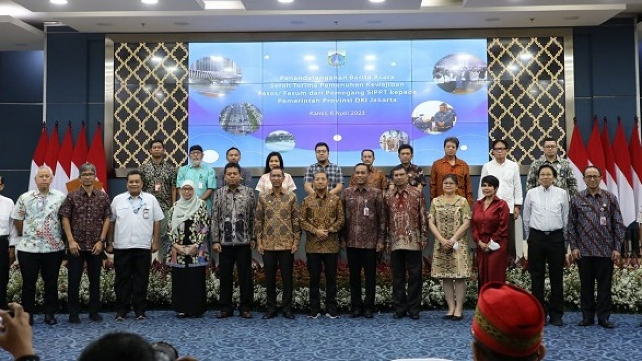 Heru Budi Hartono Terus Mendorong Kewajiban Penyerahan Fasos Fasum Pengembang kepada Pemprov DKI Jakarta
            - galeri foto