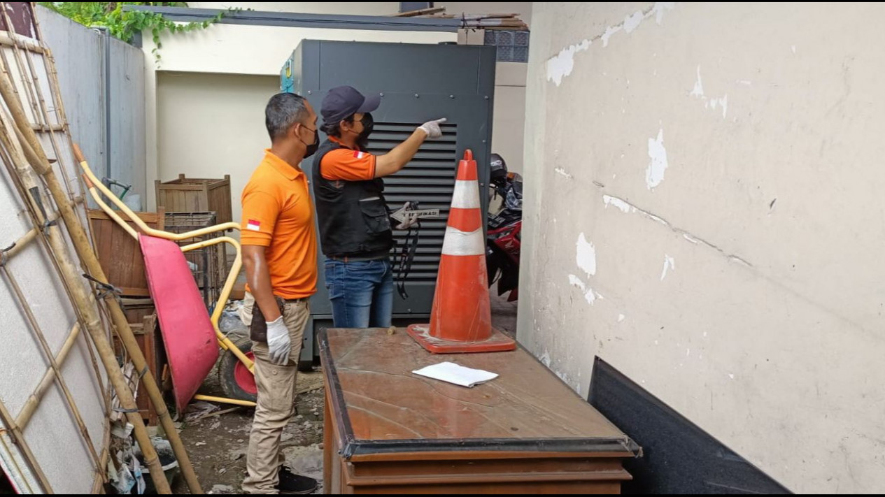 Kantor PN Semarang Dibobol Maling! Uang 96,5 Juta dan Puluhan Gram Emas Raib
            - galeri foto