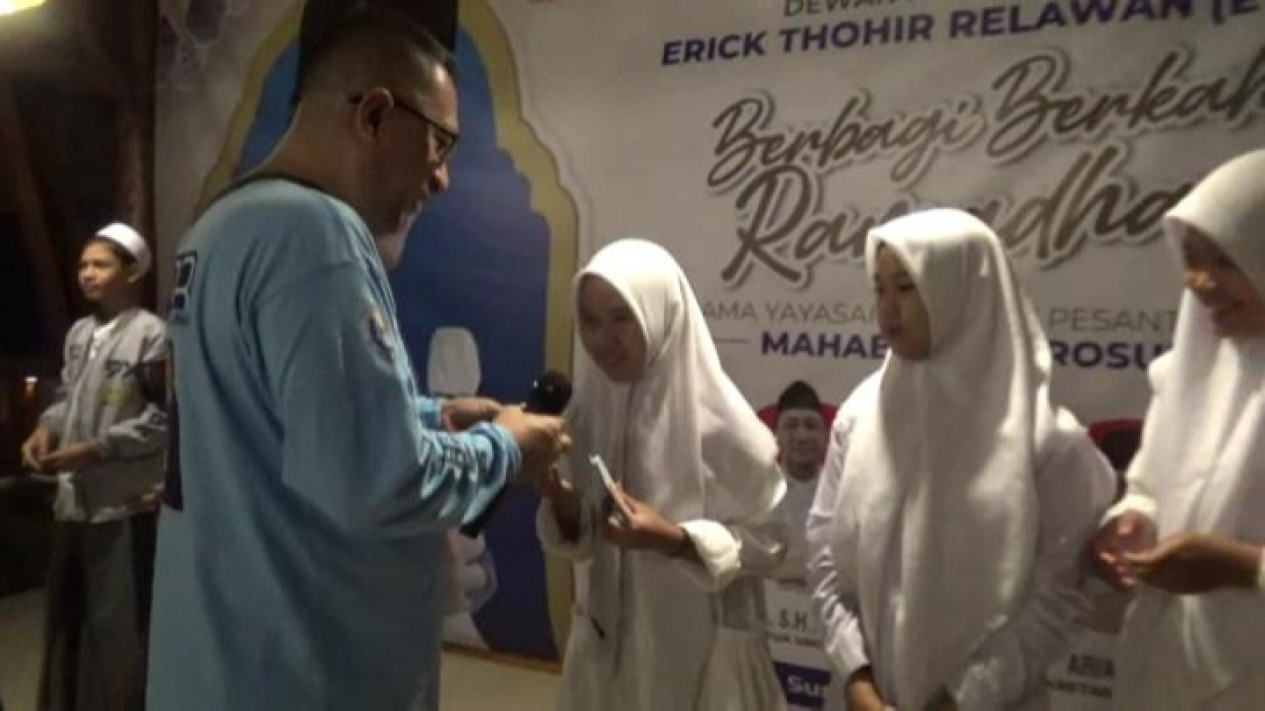 Relawan Erick Tohir Berbagi Berkah Bersama Anak Yatim Piatu, Bersyukur ...