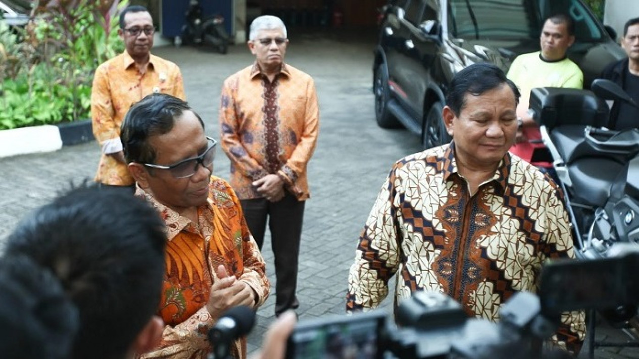 Prabowo Subianto Bertemu Menko Polhukam Mahfud MD, Ada Apa?