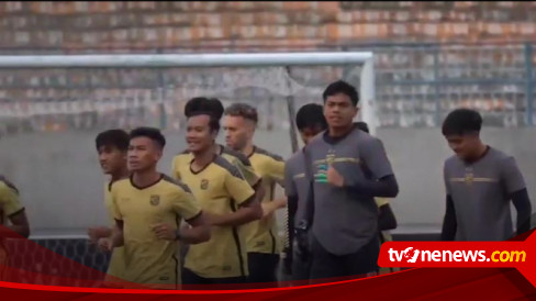 Sejumlah Pemain Persebaya Tak Diperpanjang Kontraknya, Leo Lelis Dan ...