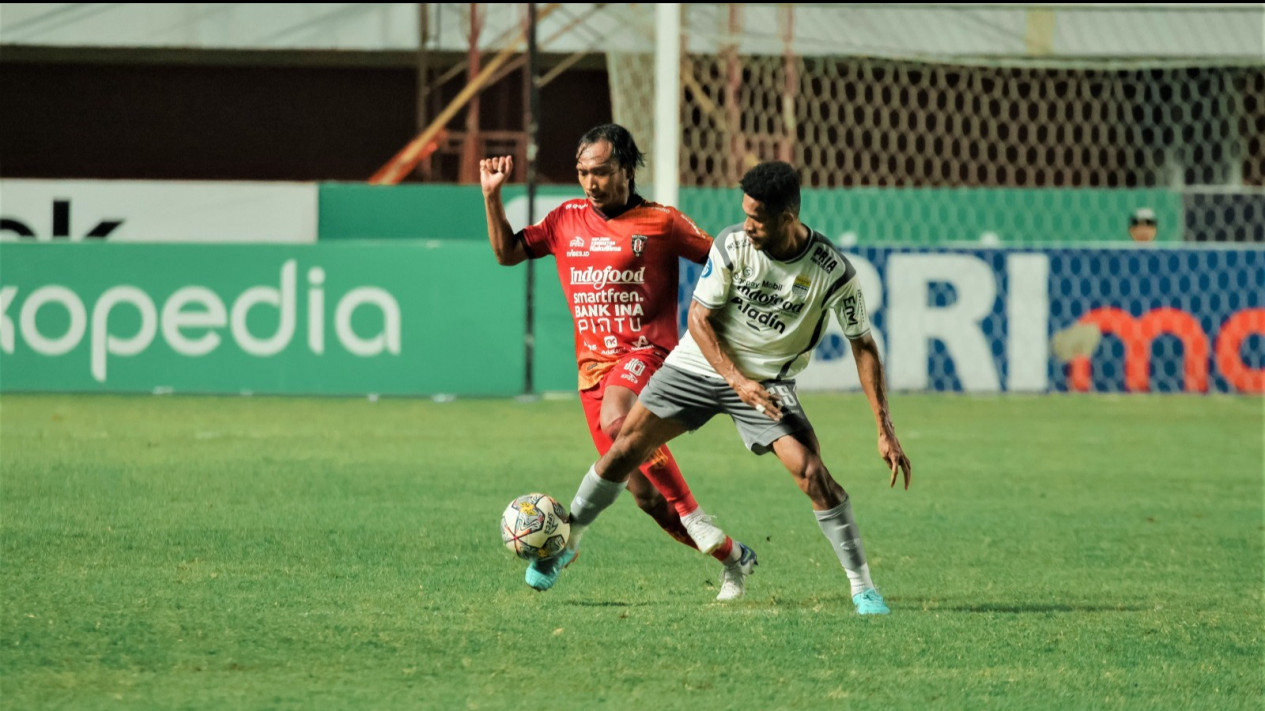 Bali United Resmi Melepas Legenda Persib Bandung, Hariono
            - galeri foto